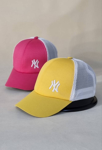 کلاه کپ اسپرت زنانه مدل NY در رنگبندی